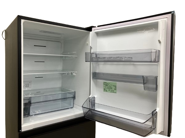 TOSHIBA 東芝 冷凍冷蔵庫 GR-T33SC KZ 3ドア 326L 2022年製 右開き 冷蔵庫 中古 楽 B8533151_画像8