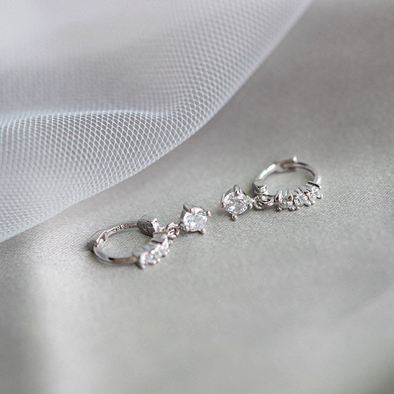 S925 оригинальный серебряный серебряный обруч серьги CZ diamond аксессуары сверху товар покачивающийся Kirakira симпатичный модный популярный кольцо 