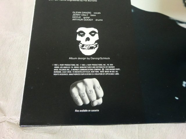 (C)【何点でも同送料】LP/レコード/THE MISFITS WALK AMONG US ミスフィッツ/1-25756/希少！_画像3