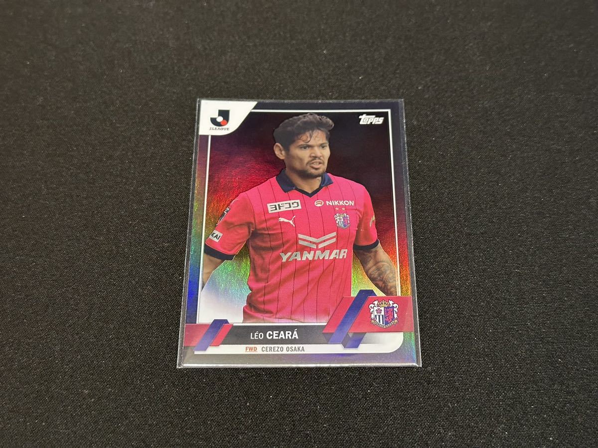 【01/10】セレッソ大阪 レオ セアラ Jリーグフラッグシップ 2023 topps パラレル 10枚限定 ファーストナンバー_画像1