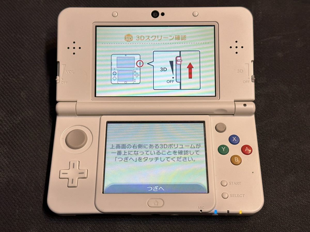 任天堂 Newニンテンドー3DS ホワイト ニンテンドー3DS本体 きせかえプレート マリオモノグラム【美品】_画像4