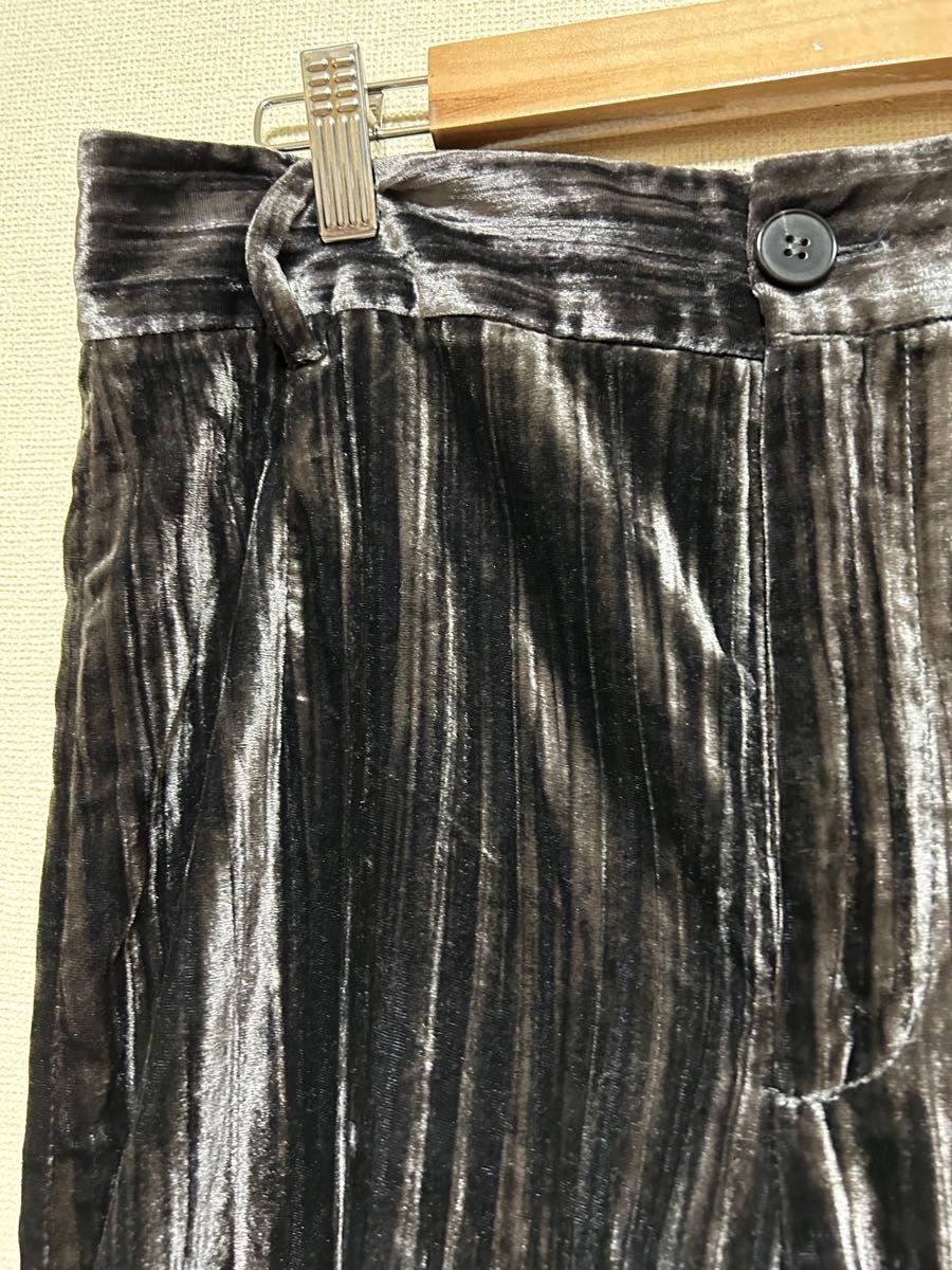 ☆ドイツ発*ZARA*新作*ワイドレッグベルベットパンツ/BLACK☆ ZARAザラ グレーハイウエスト ストレートフィットベルベット