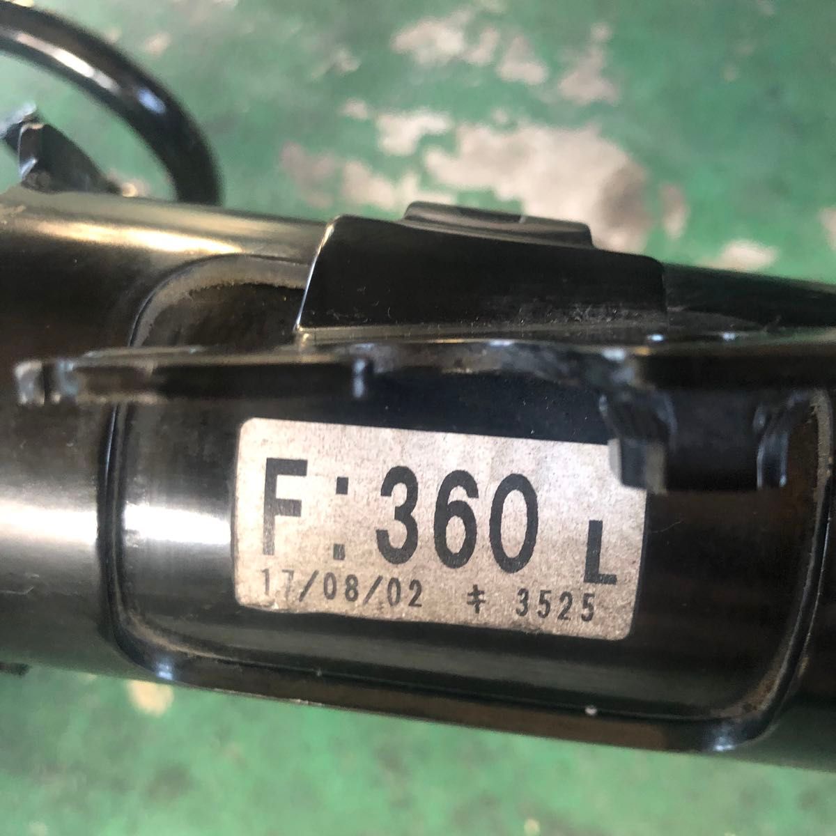 プリウス PHV ZVW52 純正 サスペンション セット ショック プリウス PHV ZVW52 純正 サスペンション セット ショック