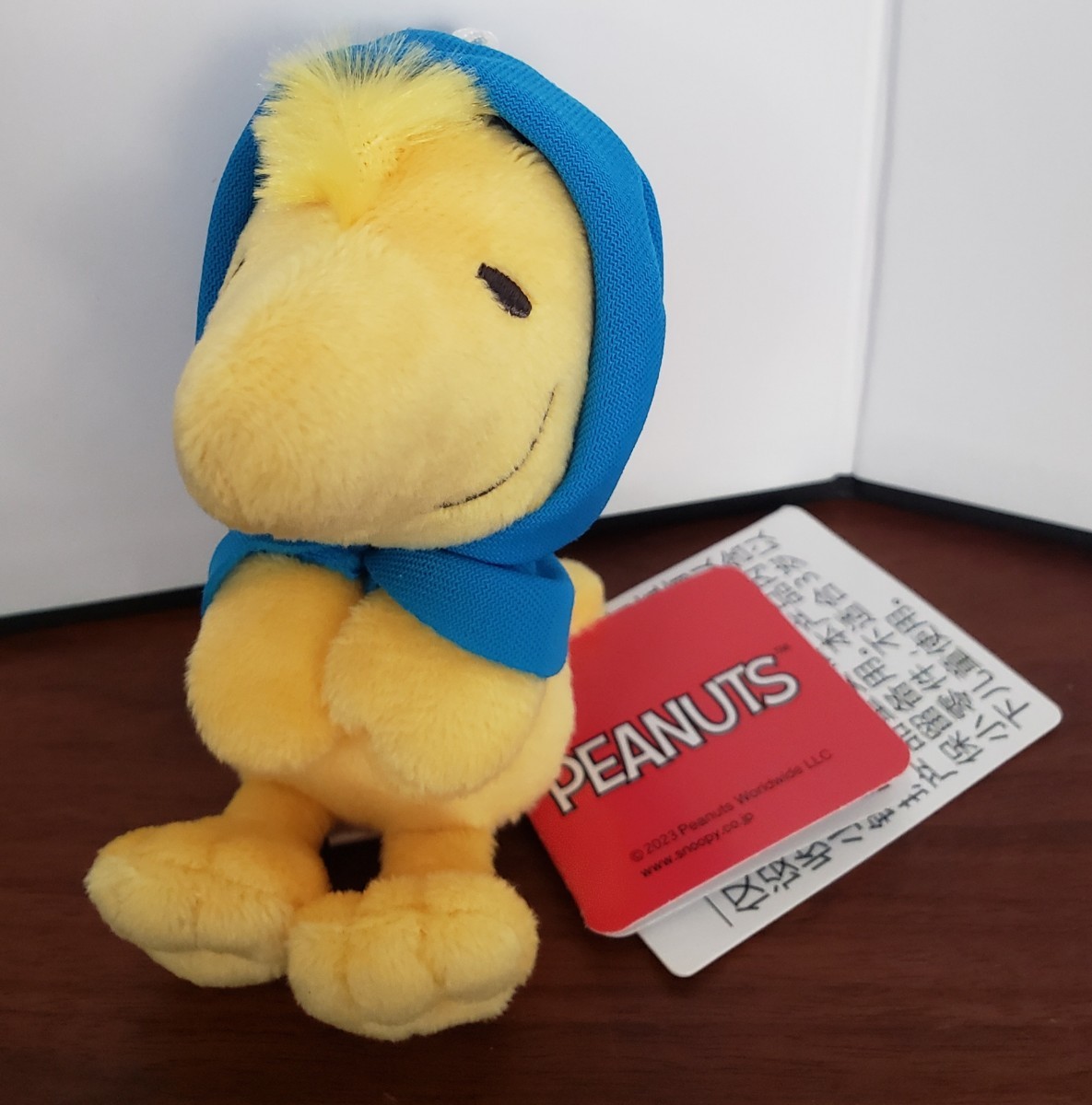 新品・未使用 タグ付 ウッドストック &you マスコット レインコートver. ぬいぐるみ　SNOOPY スヌーピー PEANUTS SEGA_画像1