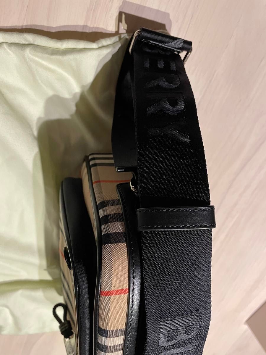 BURBERRY ショルダーバッグ バーバリー メンズ レディース BURBERRY ショルダーバッグ バーバリー メンズ レディース