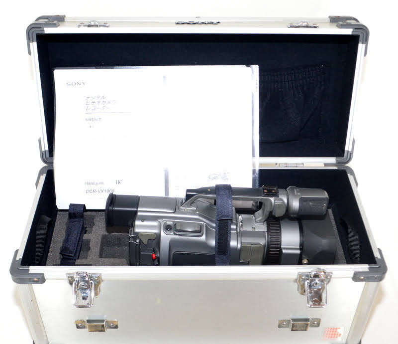 稀少銘機!/純正ジュラルミンケース付属】SONY ソニー DCR-VX1000 稀少銘機!/純正ジュラルミンケース付属】SONY ソニー DCR-VX1000