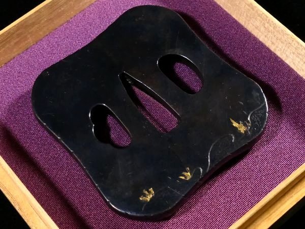 刀装具 #3291】 ≪A級≫(鍔) 水戸金工の秀逸作!極上の赤銅 刀装具 #3291】 ≪A級≫(鍔) 水戸金工の秀逸作!極上の赤銅