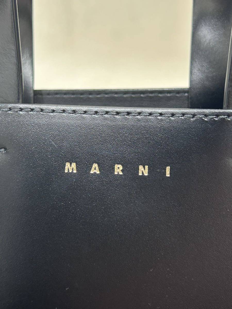 マルニ　MARNI　ハンドバッグ　SHMP0039Y3LV639　ミュゼオ　レザー 黒×ベージュ バッグ_画像6