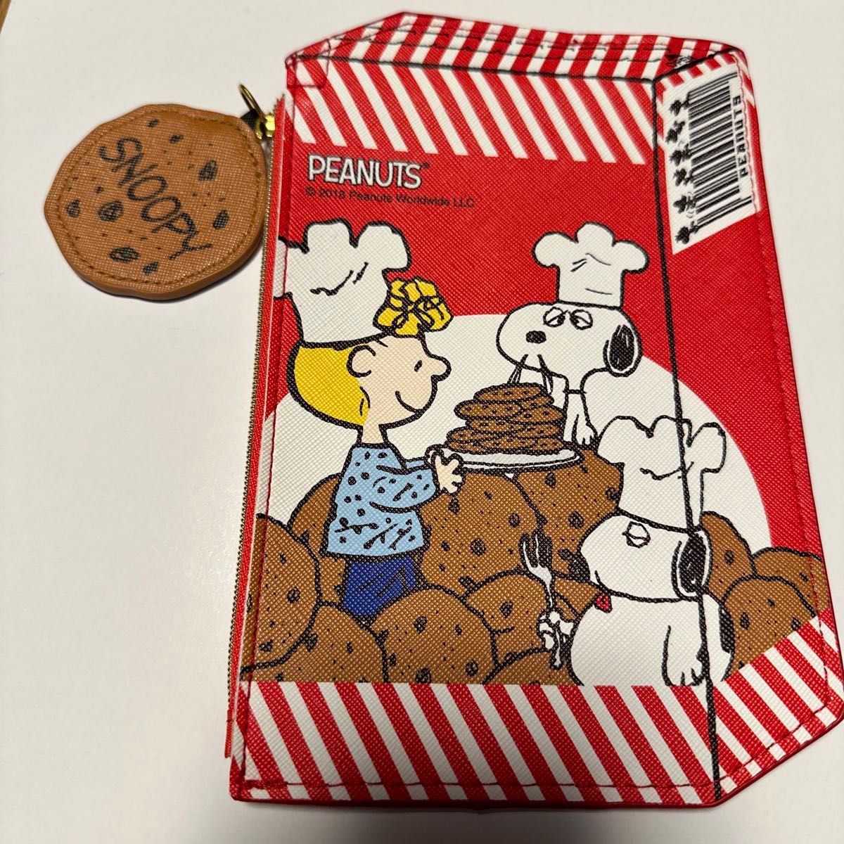 スヌーピー　フラットポーチ　2 クッキー　チャーリーブラウン　レッド　SNOOPY PEANUTS 