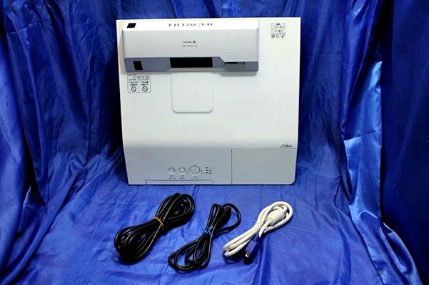 ★輝度3700lm/ランプ時間1255h★日立 HITACHI 超短投写 液晶プロジェクター CP-TW3506J/HDMI・VGAケーブル付 カバー無 49200Y
