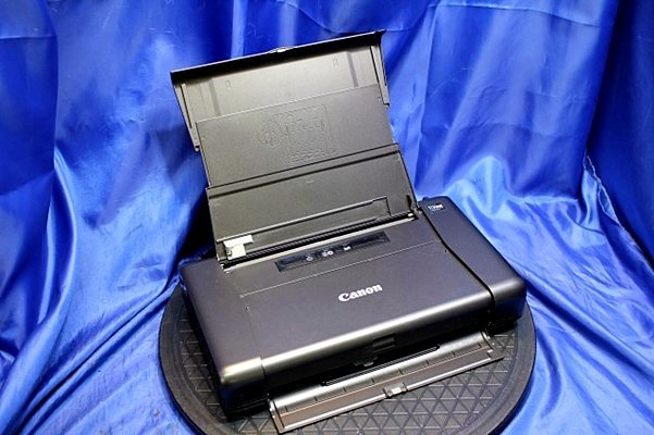 〇難有り〇 CANON/キヤノン A4インクジェットプリンタ ★PIXUS iP110/本体+ポータブルキット LK-62★　49208Y_画像1