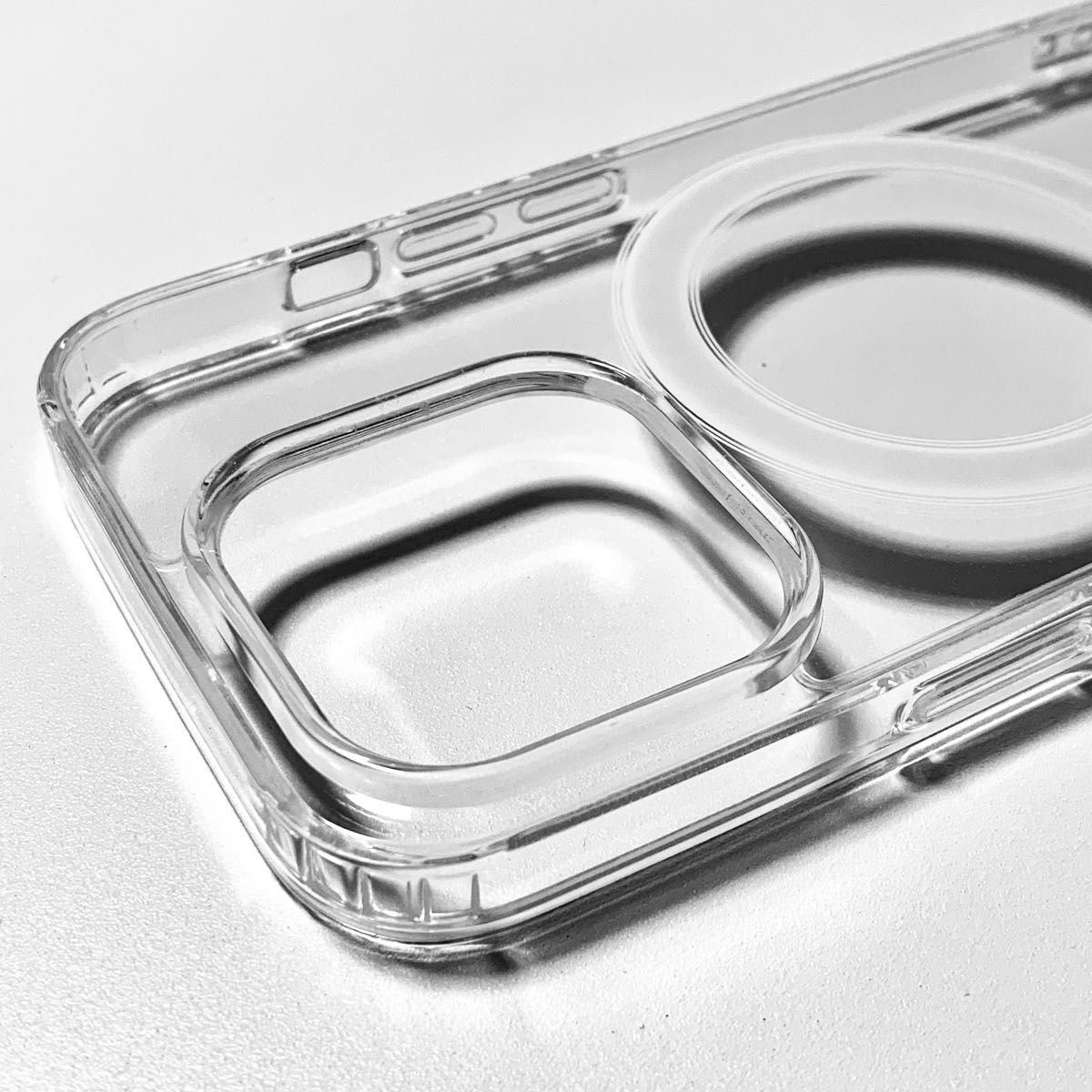 新品 iPhone12/12pro MagSafe対応 透明クリアソフトケース