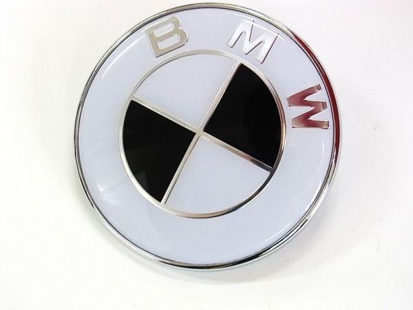 ●カスタム品 BMW白黒エンブレム/ボンネットエンブレム/トランクエンブレム/E63/E53/E54 E83/E36/E34 E38/E66/M3/M5/M6/人気商品/3サイズ/_画像2