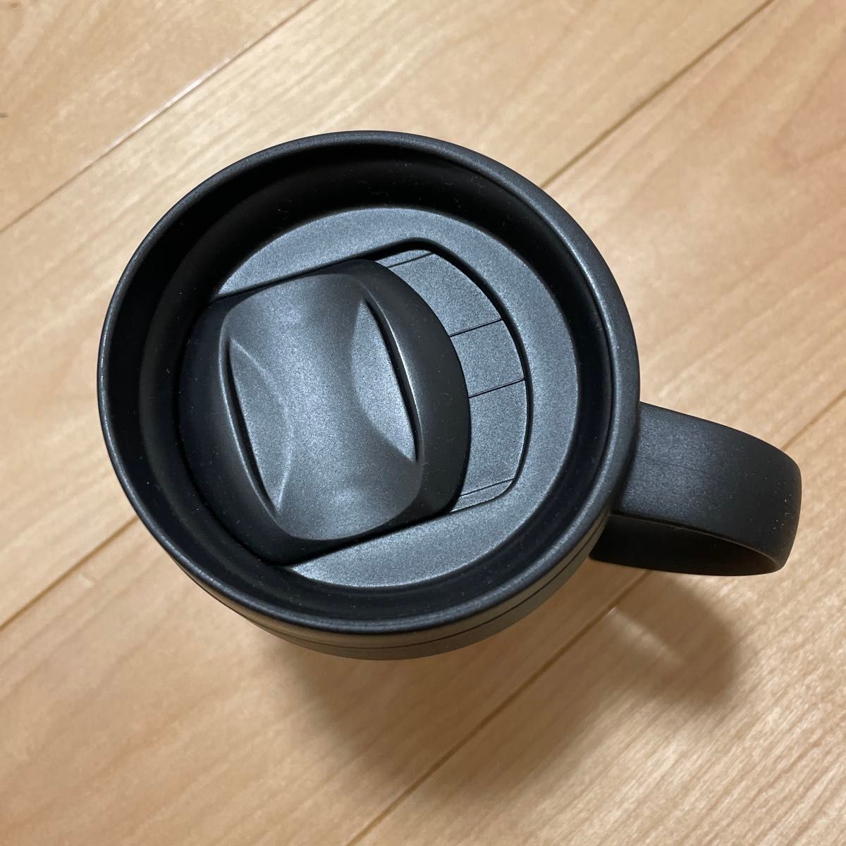 【未使用】ユニクロ　UNIQLO ステンレス製マグカップ　非売品