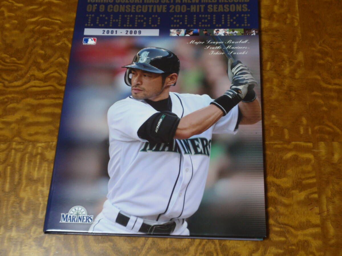 イチロー選手　 MLB新記録9年連続200本安打達成 2001-2009 　切手￥800 　ポストカード シアトルマリナーズ 10枚入り　_画像1