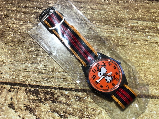  junk treatment together wristwatch 10 point and more SEIKO CITIZEN antique Vintage Snoopy Snoopy KITTY Kitty MICKEY MOUSE Mickey 