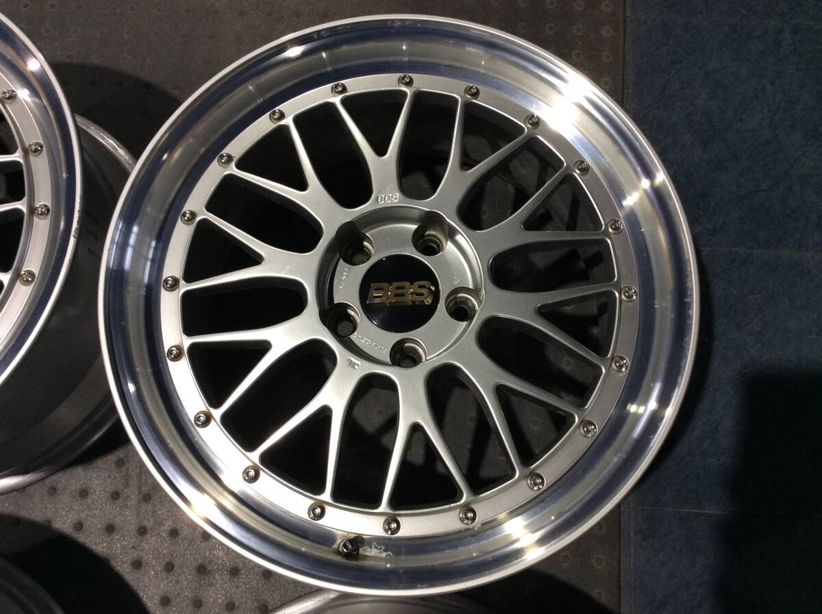 ★中古★LM　BBS [18x8+40] /LM [18x9+42] 114.3/5H / 18005 / トヨタハブ 60mm / レクサス IS / クラウン マークX カムリ アルファード等_画像4