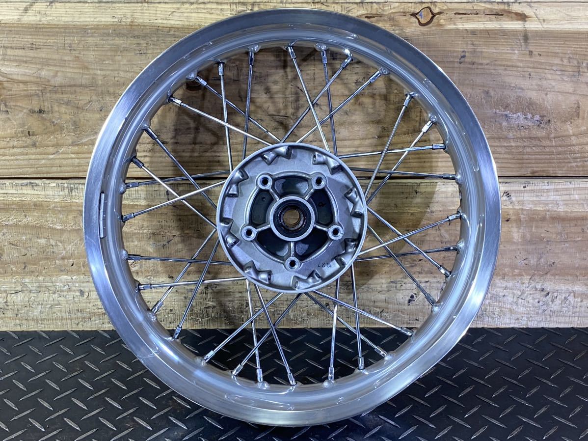 *triumph Triumph Thruxton?Thruxton? Bonneville?* original * front spoke wheel *17 3.50*