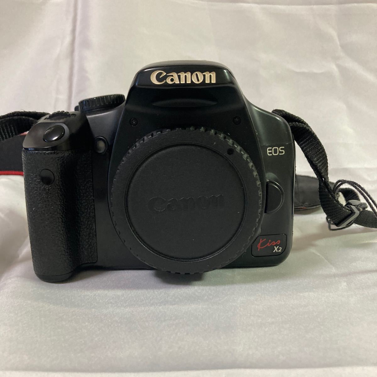 Canon キャノン EOS Kiss X2 ボディ ジャンク_画像2