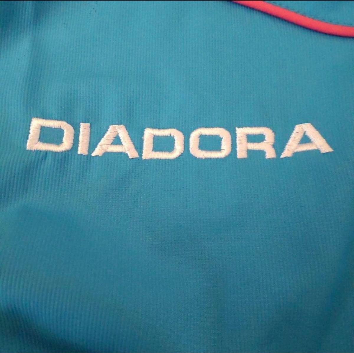 DIADORA ディアドラ　テニスウェア　サッカーピステ　ウインドブレーカー　