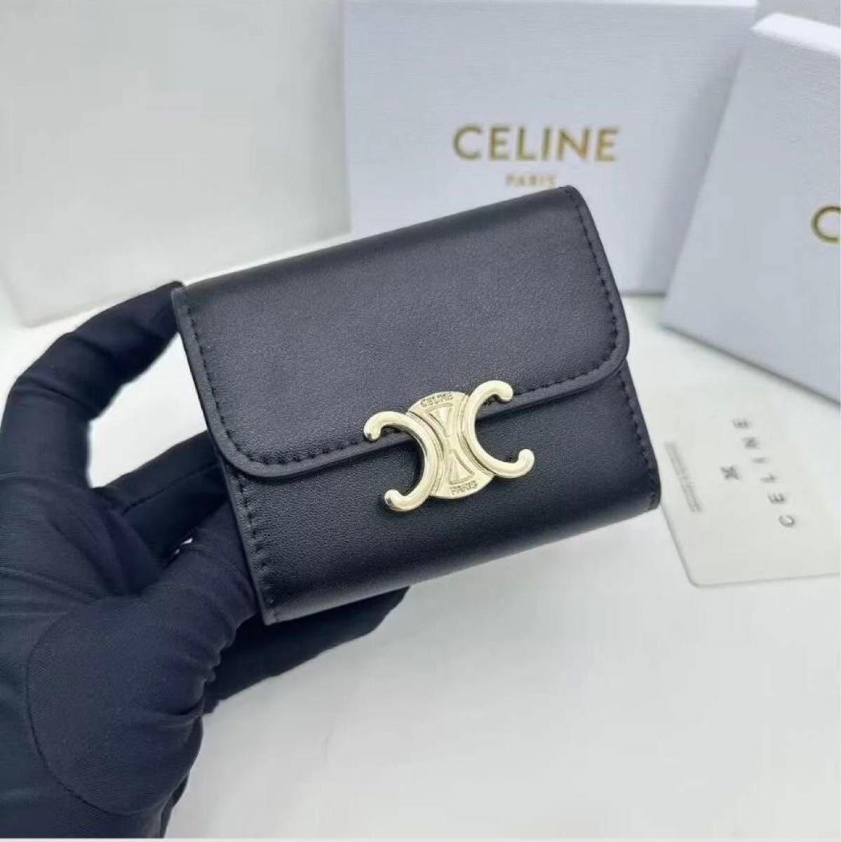 最終お値下げ 新品未使用 CELINE ブラックレザー×トリオンフ 三 最終お値下げ 新品未使用 CELINE ブラックレザー×トリオンフ 三