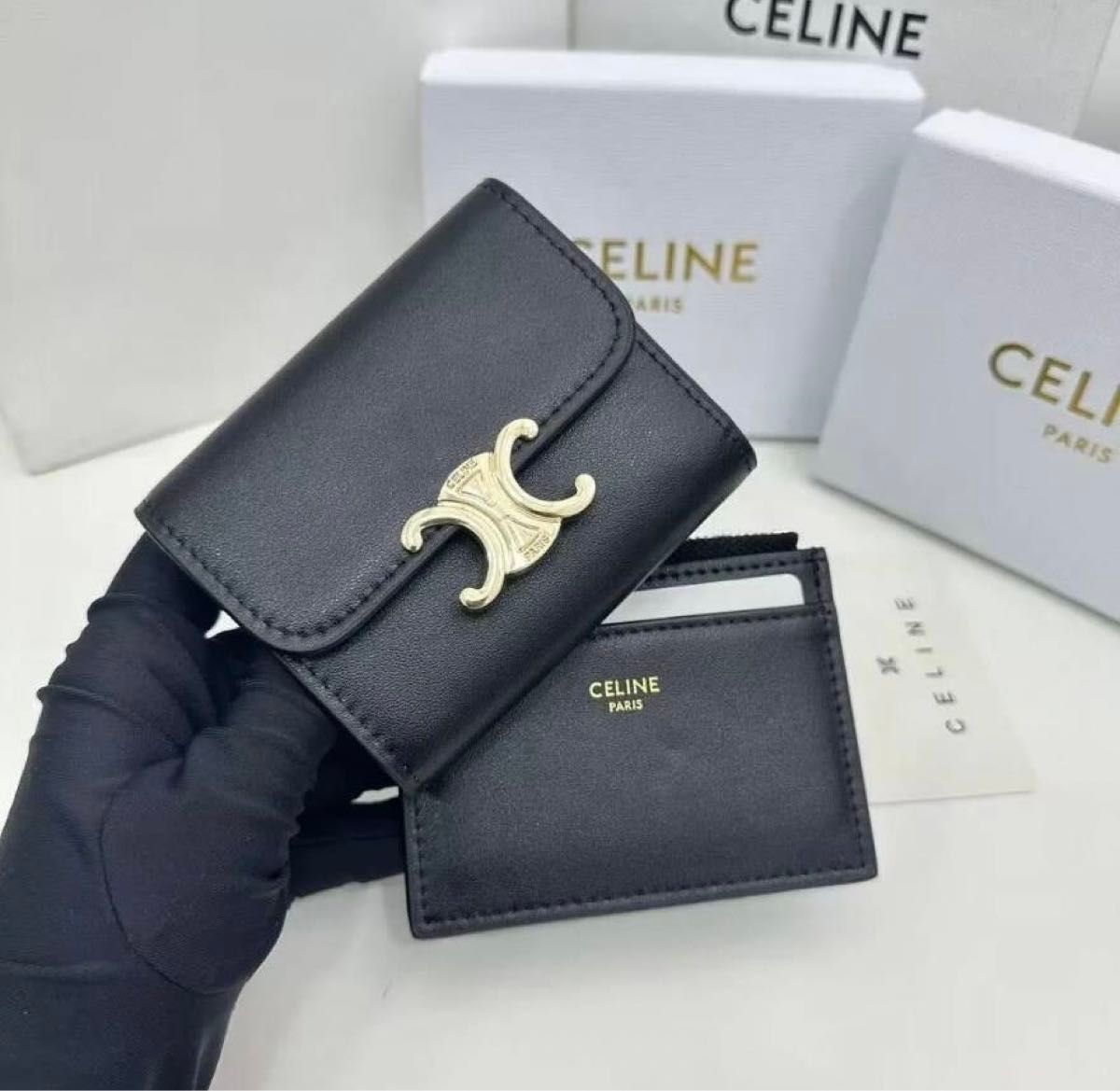 最終お値下げ 新品未使用 CELINE ブラックレザー×トリオンフ 三 最終お値下げ 新品未使用 CELINE ブラックレザー×トリオンフ 三