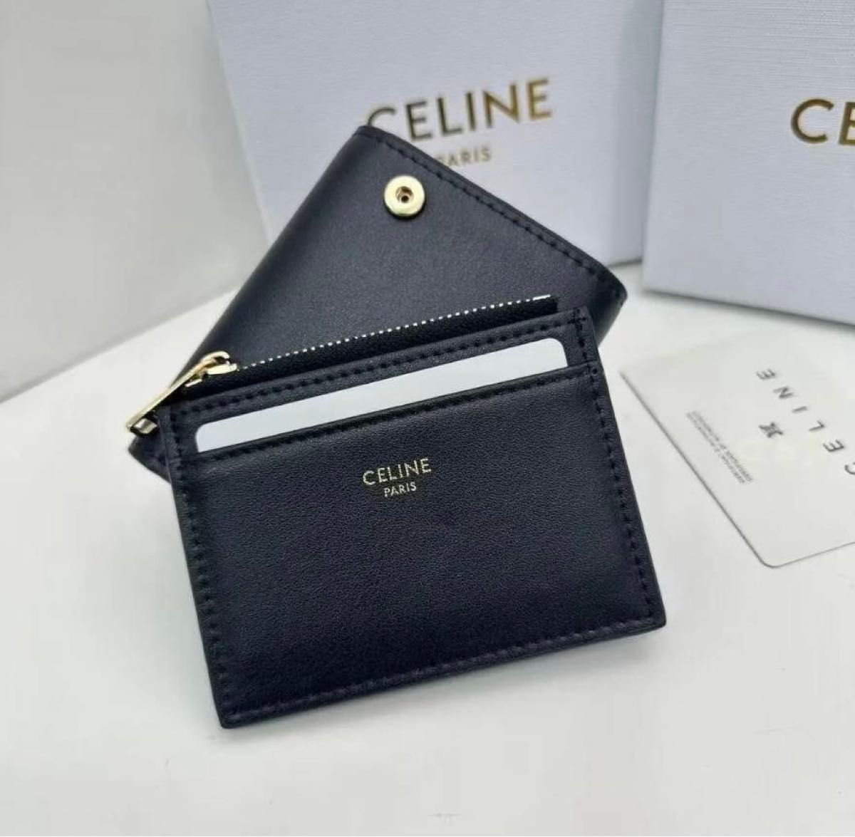 最終お値下げ 新品未使用 CELINE ブラックレザー×トリオンフ 三 最終お値下げ 新品未使用 CELINE ブラックレザー×トリオンフ 三