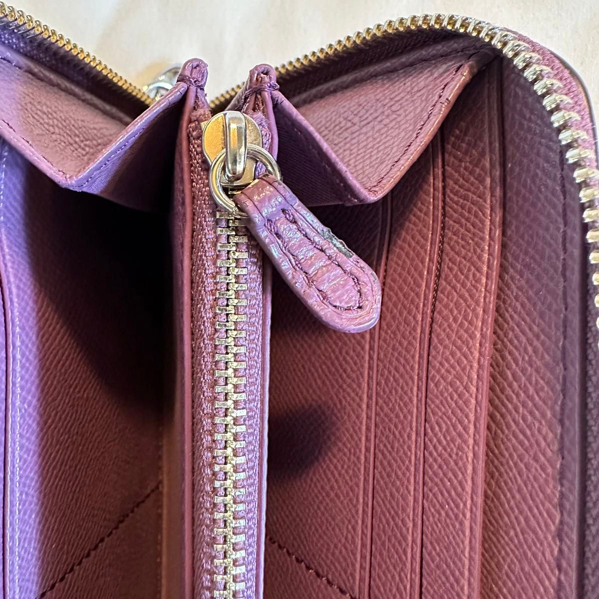 コーチ　COACH   財布　長財布　パープル　ラウンドジップ コーチ ラウンドファスナー ウォレット