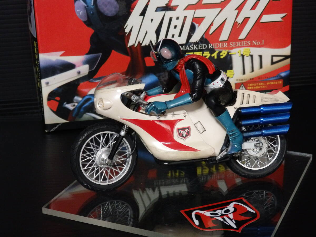 仮面ライダー1号 & サイクロン号 レジンキット Yahoo!オークション - コトブキヤ 1/12 初代1号 & サイクロン号
