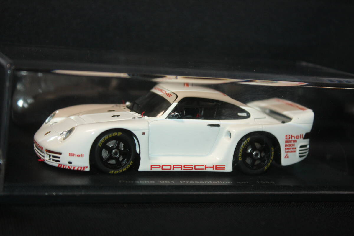 ★スパーク 1/43 国際貿易特注 ポルシェ961 1986年ルマン Presentation ver (PORSCHE959ベースLM仕様) 品番 KBS040_画像6