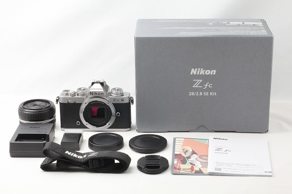 ◆ほぼ未使用◆ニコン Nikon Z fc 28mm f/2.8 Special Edition キット シルバー 僅か589ショット 付属品完備 元箱◇M43936