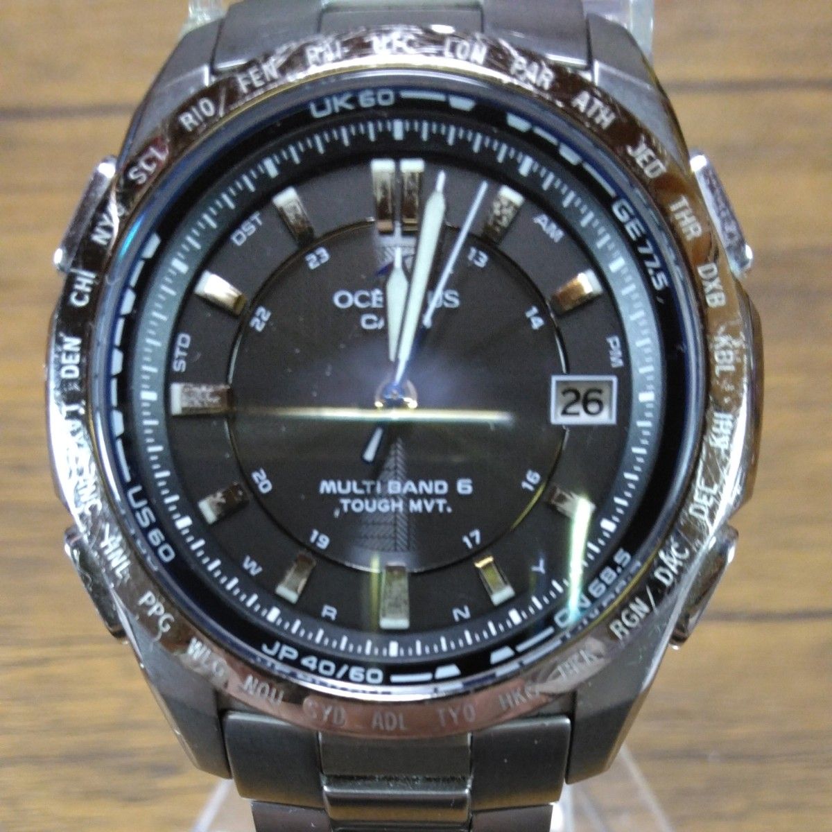 ★中古良品★　CASIO カシオ OCEANUS オシアナス OCW-T100 電波ソーラー 腕時計 軽量チタニウム メンズ