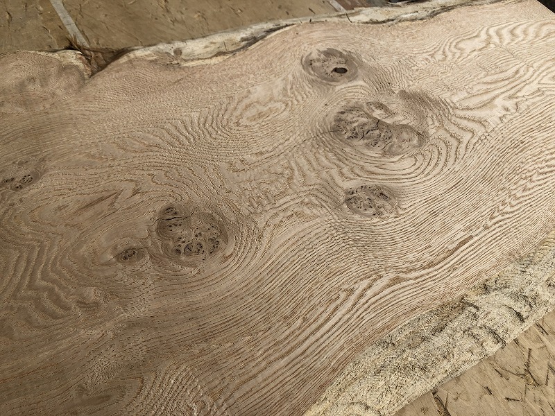 送料無料！！【S230C】栗 597×～390×40㎜ 杢 板材 乾燥材 木工 DIY 材木 天然木 無垢材 《銘木すずめや》の画像7