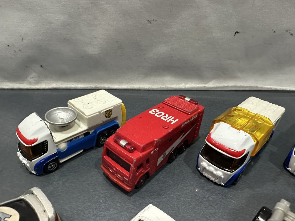 トミカ ミニカー 緊急車両 プラキッズ 大量 まとめ売り Tomica ハイパーブルーポリス ハイパーレスキュー 覆面パトカー 犬 ロボット 等 ③_画像7