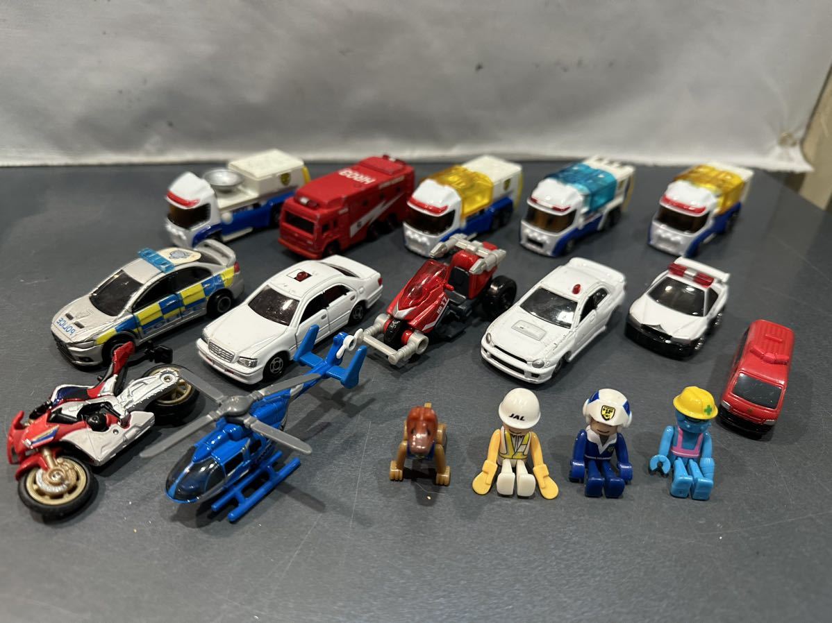 トミカ ミニカー 緊急車両 プラキッズ 大量 まとめ売り Tomica ハイパーブルーポリス ハイパーレスキュー 覆面パトカー 犬 ロボット 等 ③_画像1