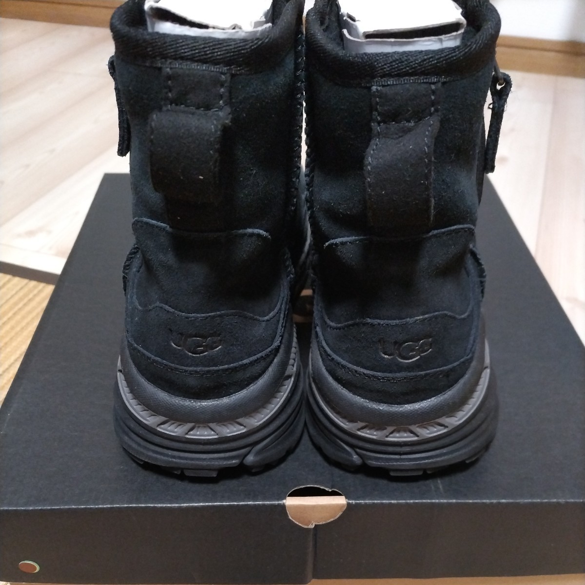 UGG ブーツ 黒色系 27cm 新品_画像3