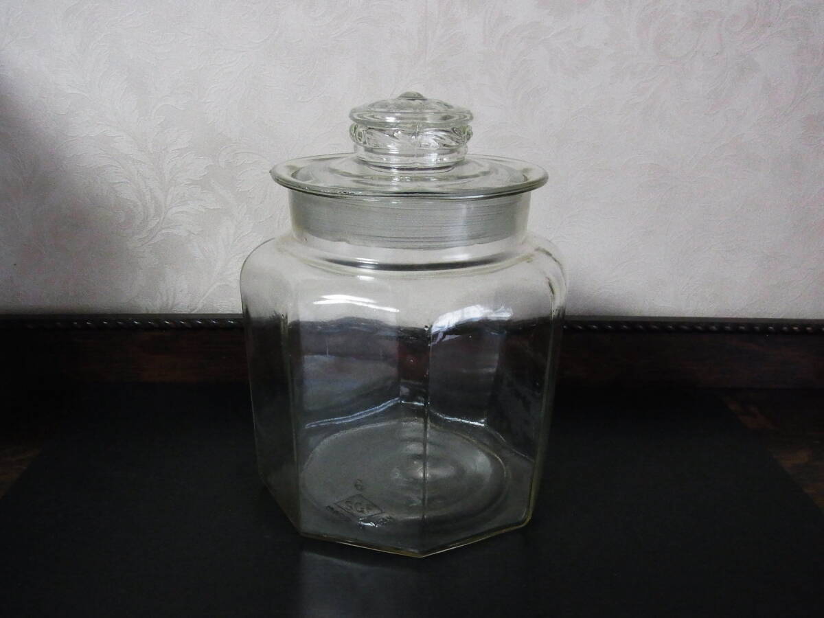 昭和レトロ　八角ガラス瓶　SGF　日本製_画像1