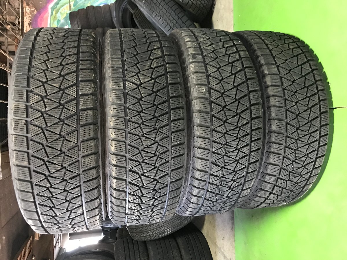 管理番号：C2-24-3●【送料無料！4本セット】225/60R17 BS DM-V2 2018年製 山あり /冬タイヤ 適格請求書発行可能_画像2