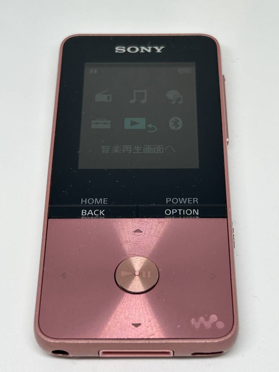 中古品！！！！　ソニー　walkman 2　よく読んで入札よろしくね！！！！_画像2