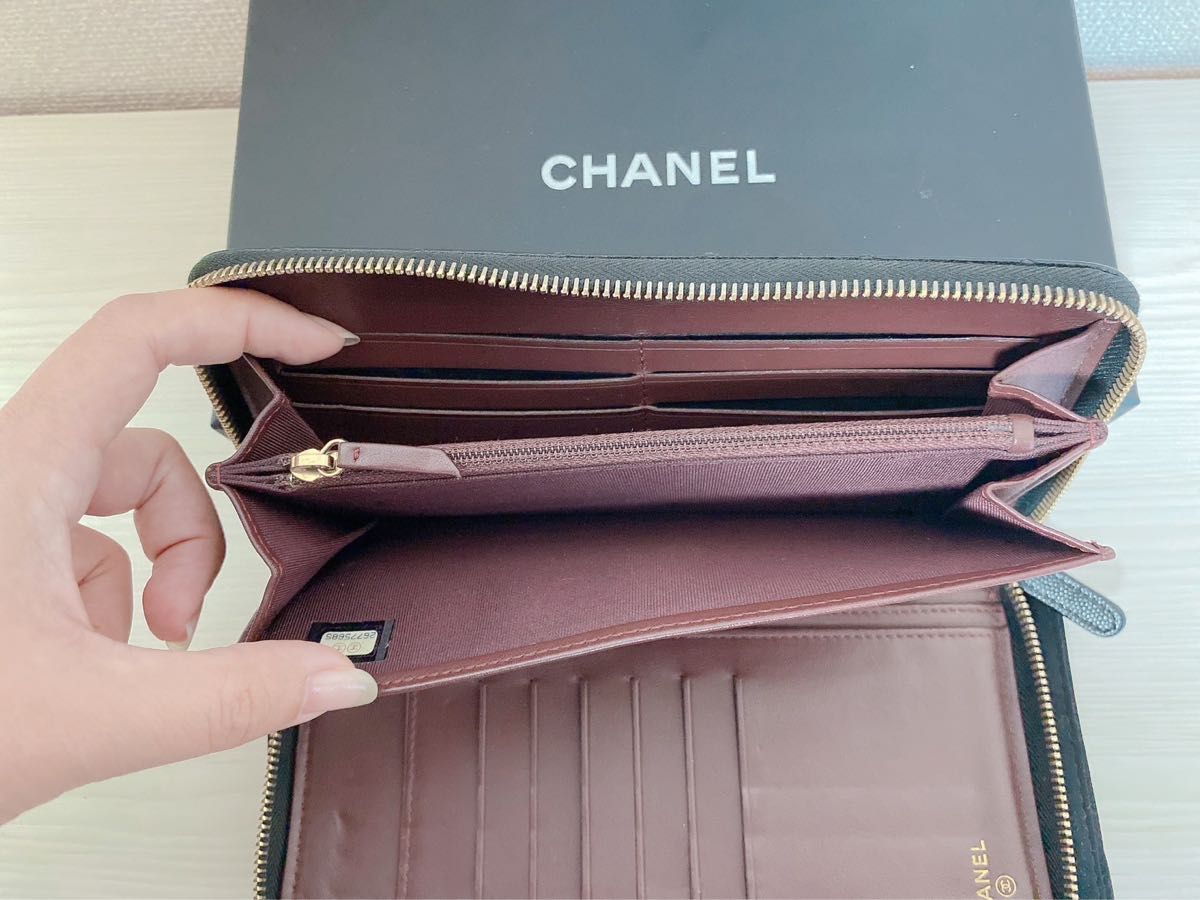 CHANEL 長財布　キャビアスキン