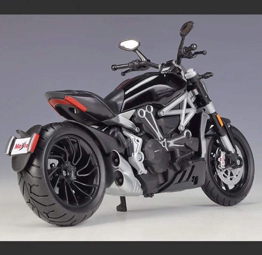 価格改定 完成品 ダイキャス バイク 2021 DUCATI X Diavel S ミニカー 1/12 ミニチュア オートバイ ドゥカティ ディアベル G310_画像4