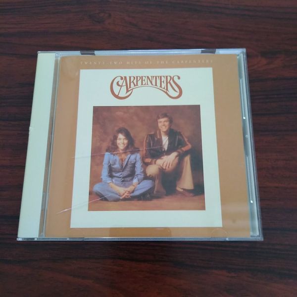 動作品 CD カーペンターズ「青春の輝き」ーベスト アルバムー The Carpenters / Twenty Two Hits Of The Capenters 全22曲 (1995) /D 26-40_画像1