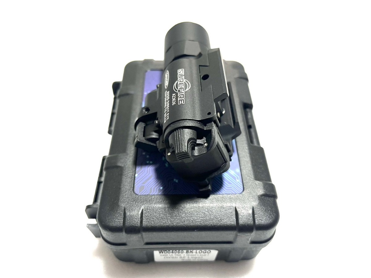 セール SUREFIRE シュアファイア X400 ULTRAタイプ フラッシュライト グリーン 20mm対応 BKの画像6