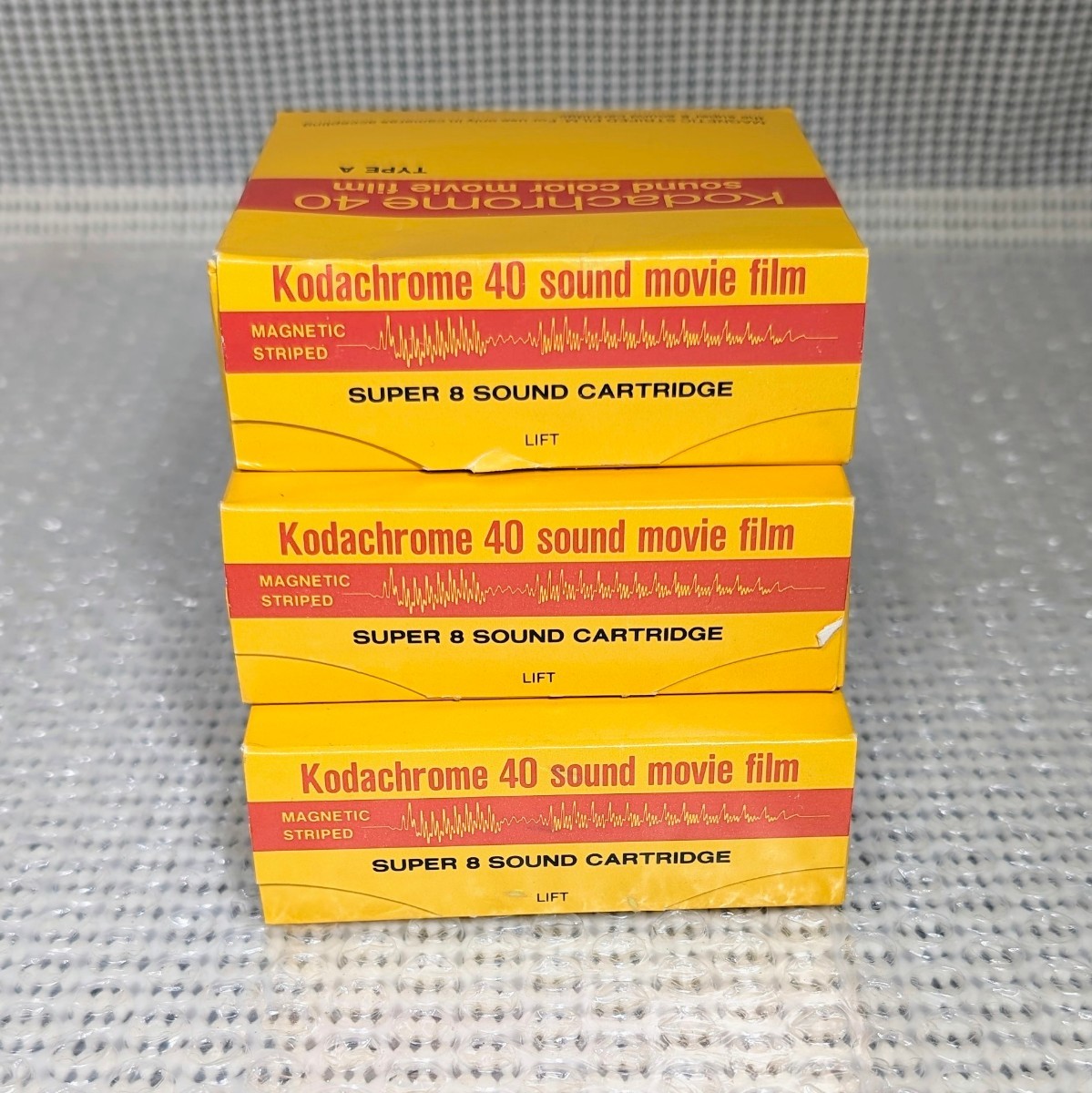 未使用保管品 当時物 希少レア Kodak SUPER 8 SOUND CARTRIDGE KMA 594 Kodachrome 40 TYPE A コダック コダクローム40 3箱 現状品の画像5