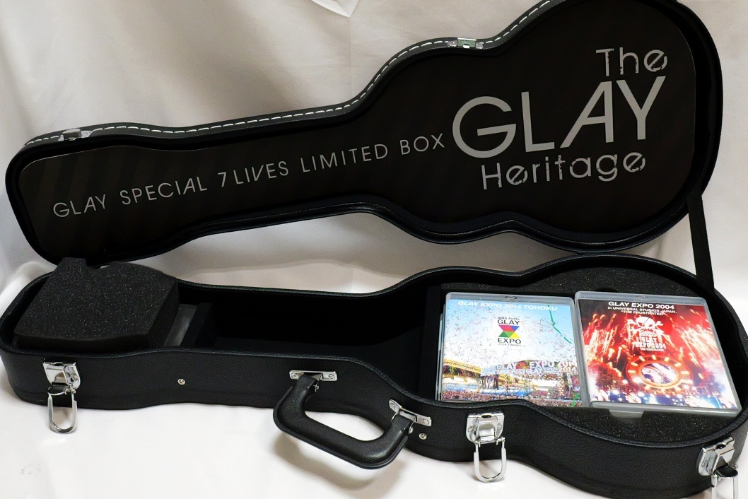 ■希少即決！Blu-ray GLAYデビュー25周年記念 GLAY SPECIAL 7 LIVES LIMITED BOX THE GLAY HERITAGE ギターケース型BOX付属の画像1