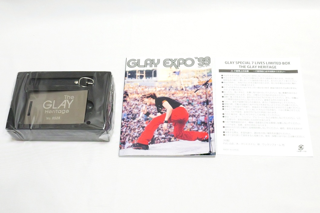 ■希少即決！Blu-ray GLAYデビュー25周年記念 GLAY SPECIAL 7 LIVES LIMITED BOX THE GLAY HERITAGE ギターケース型BOX付属の画像5