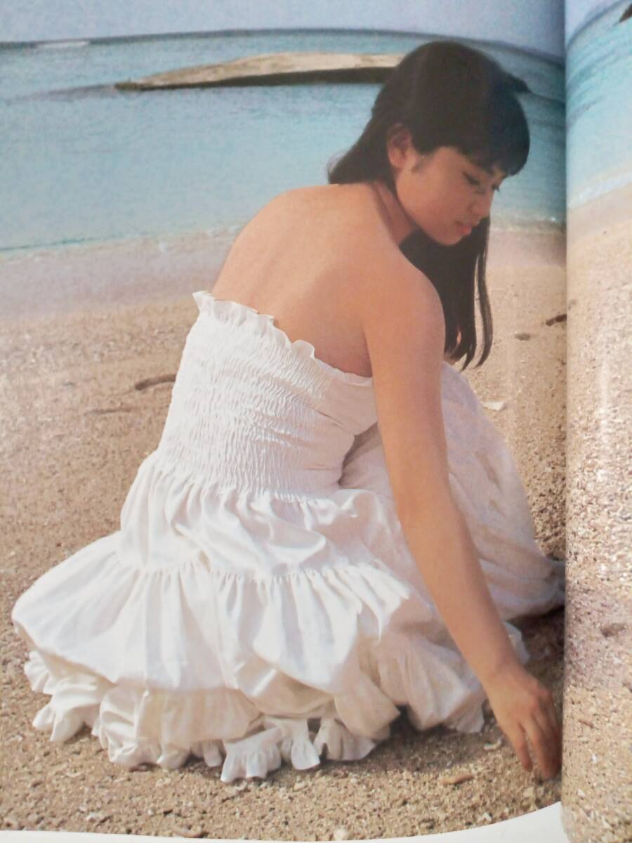 小川範子写真集 「季節絵日記」 帯無し 中古 item details 小川範子写真集 「季節絵日記」 帯無し 中古 item details