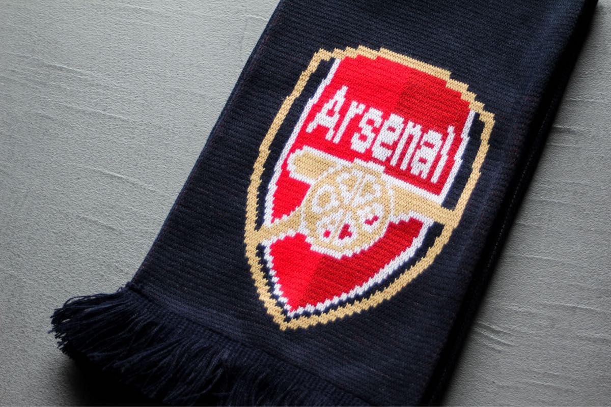 アーセナル サッカーマフラー Arsenal 現地購入 ユーロ 英国製