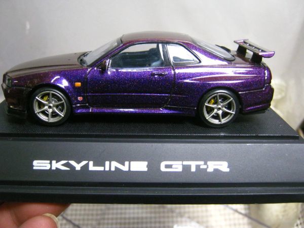 ・送料510円●ミニカー 現状●エブロ トレンディーズ 1/43●ニッサン スカイライン GT-R R34 V.SPEC●マジックパープル ハンドペイント_画像4