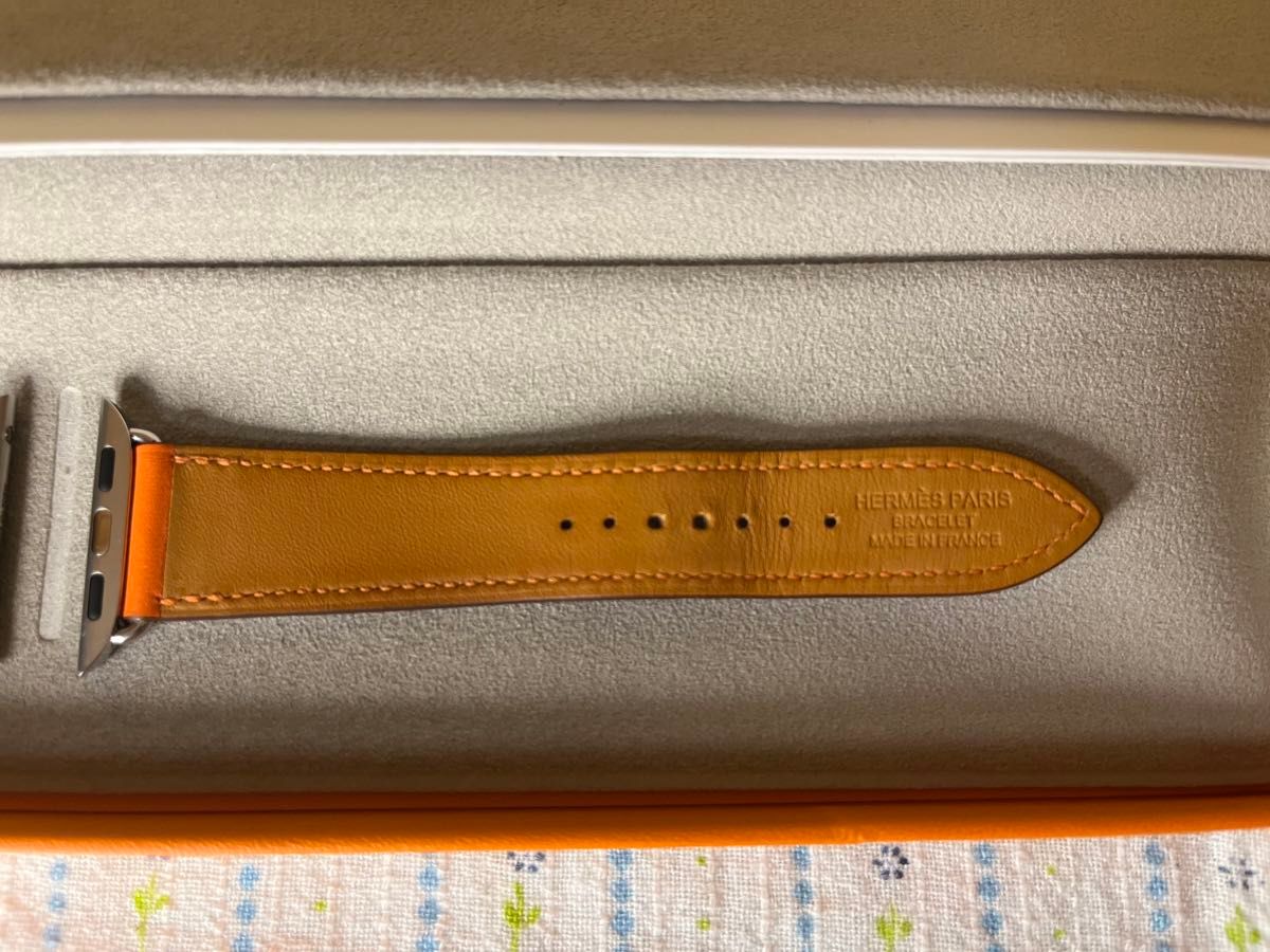 HERMES エルメス　Apple Watch シンプルトゥール41mm オレンジ